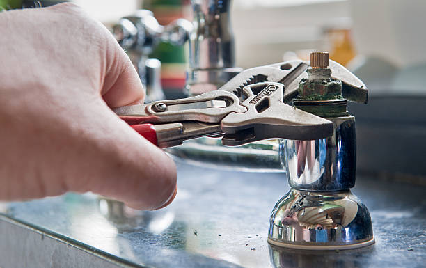 Best Carpet water damage restoration  in Oak Park, CA